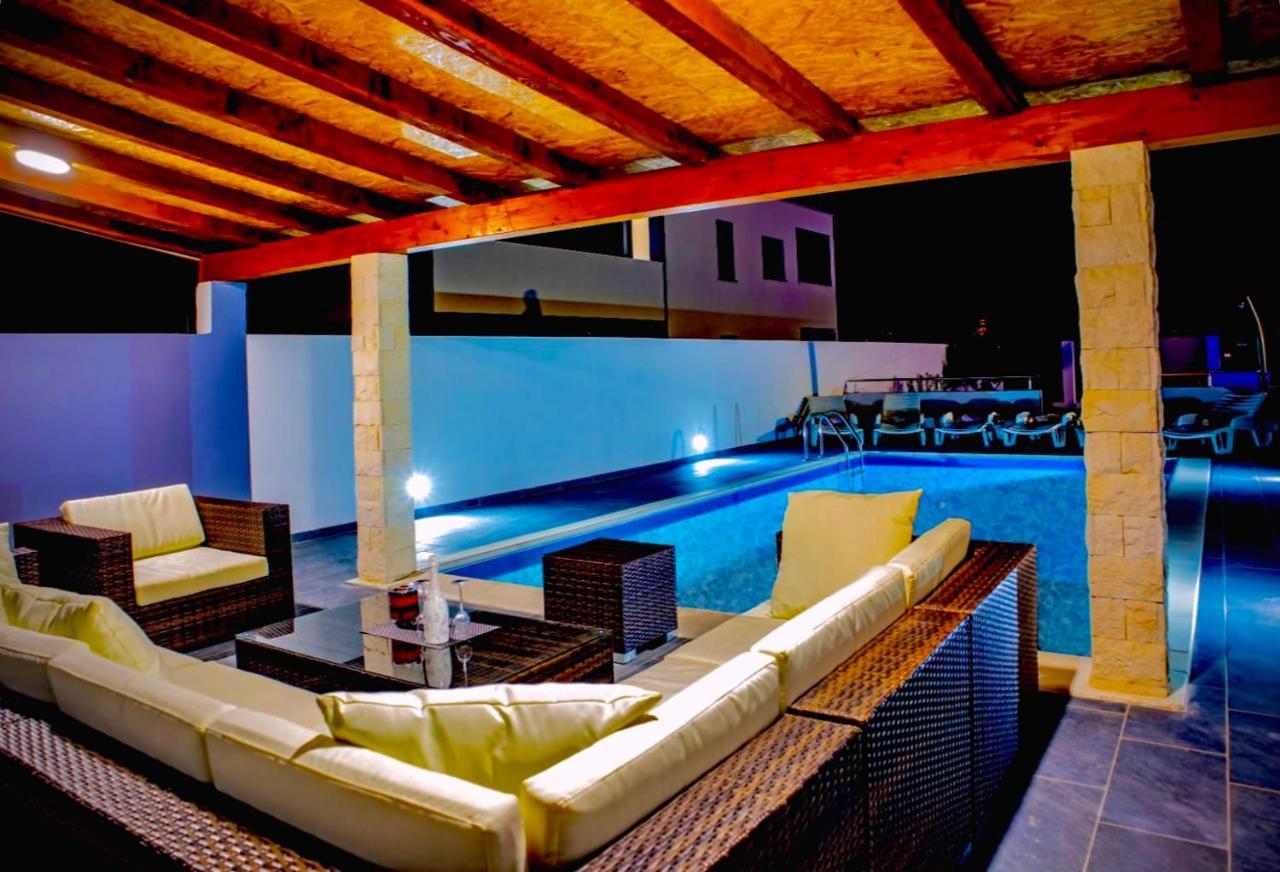 Villa Ana Kaštel Sućurac Eksteriør billede