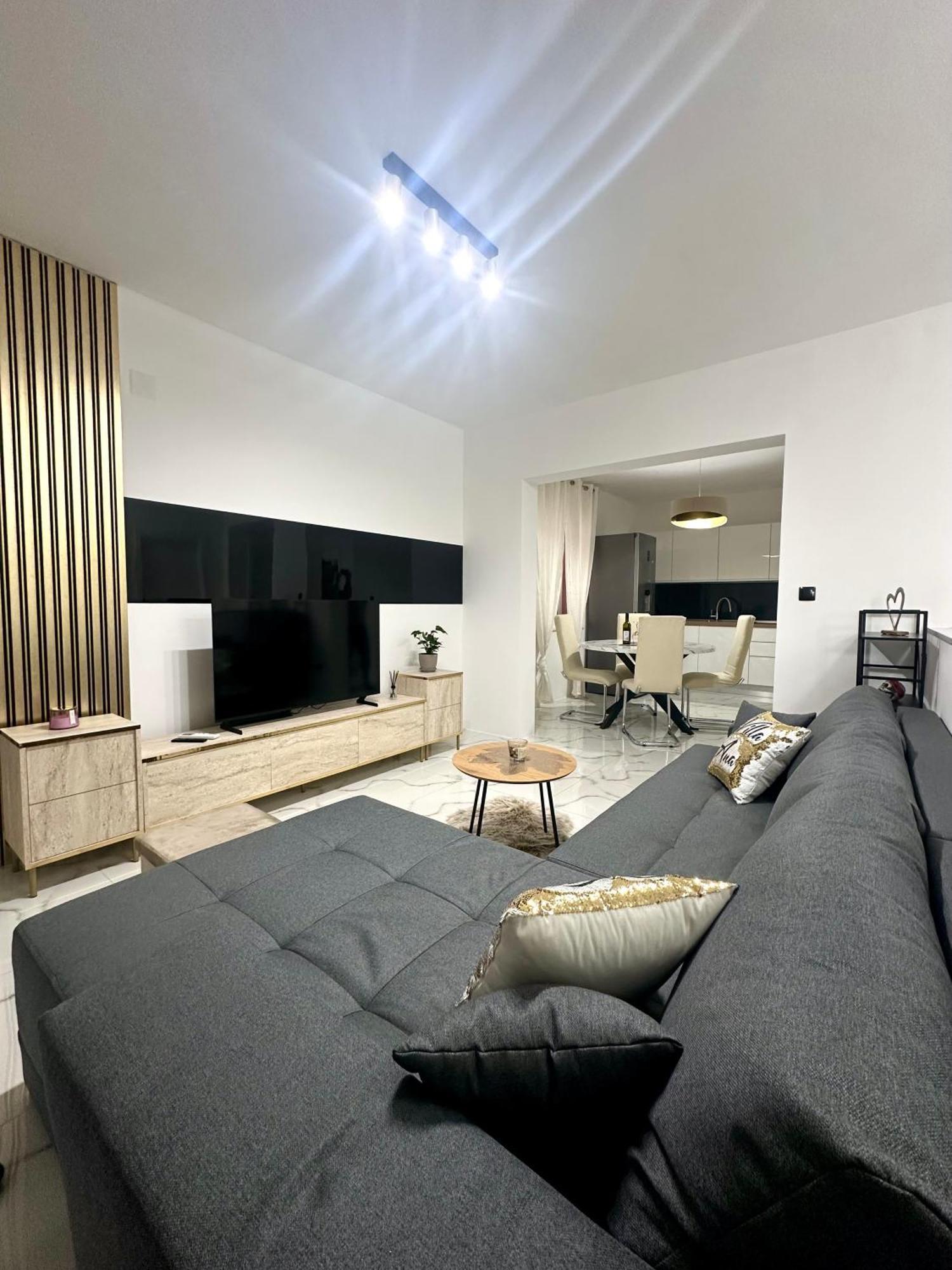 Villa Ana Kaštel Sućurac Eksteriør billede