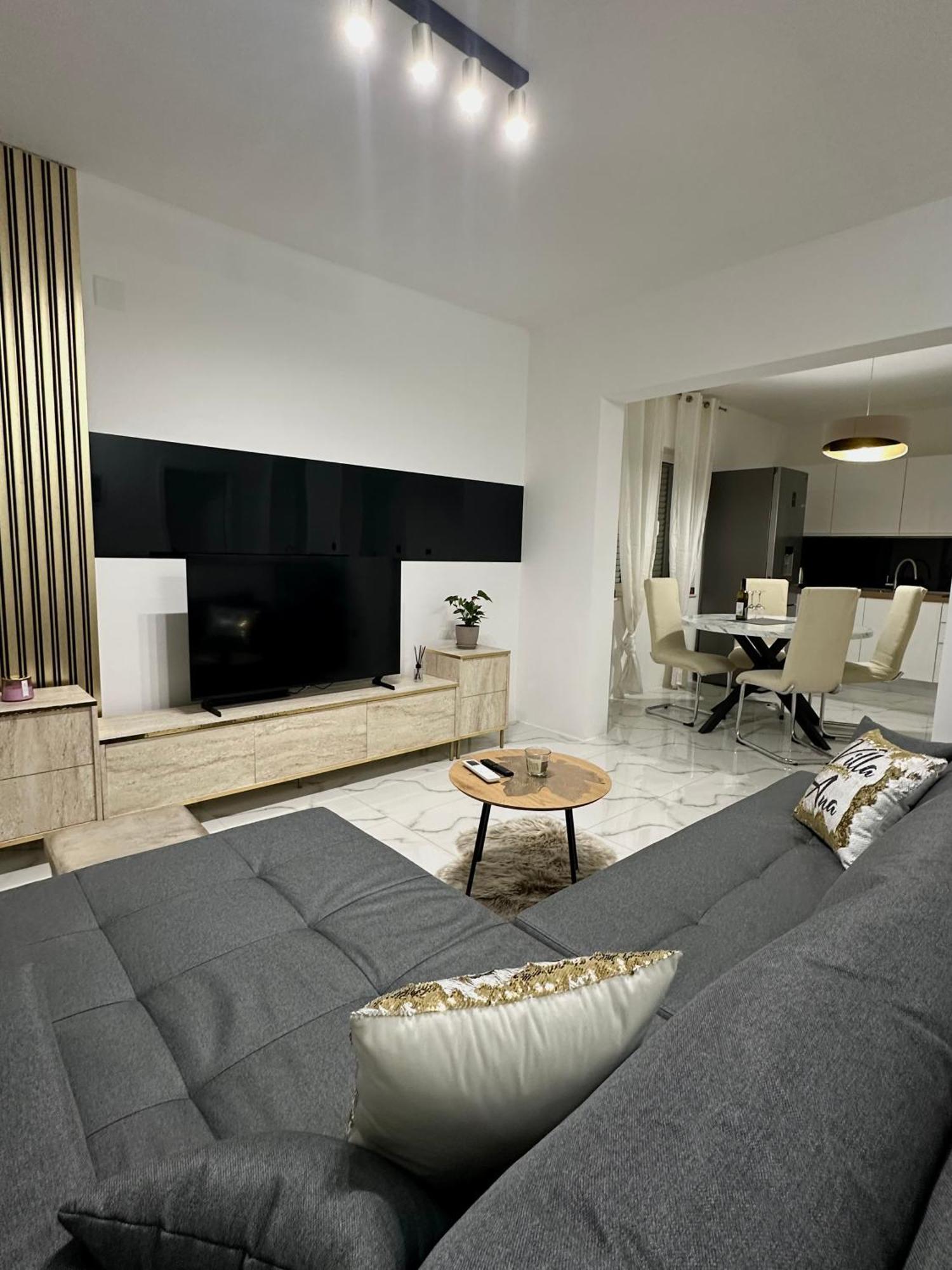 Villa Ana Kaštel Sućurac Eksteriør billede